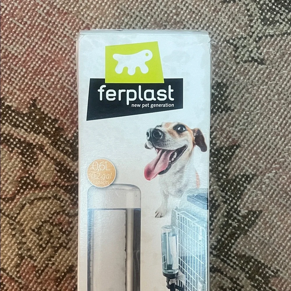 Drinky Dog (0.2 gal) Ferplast Water Dispenser Brand New !!!